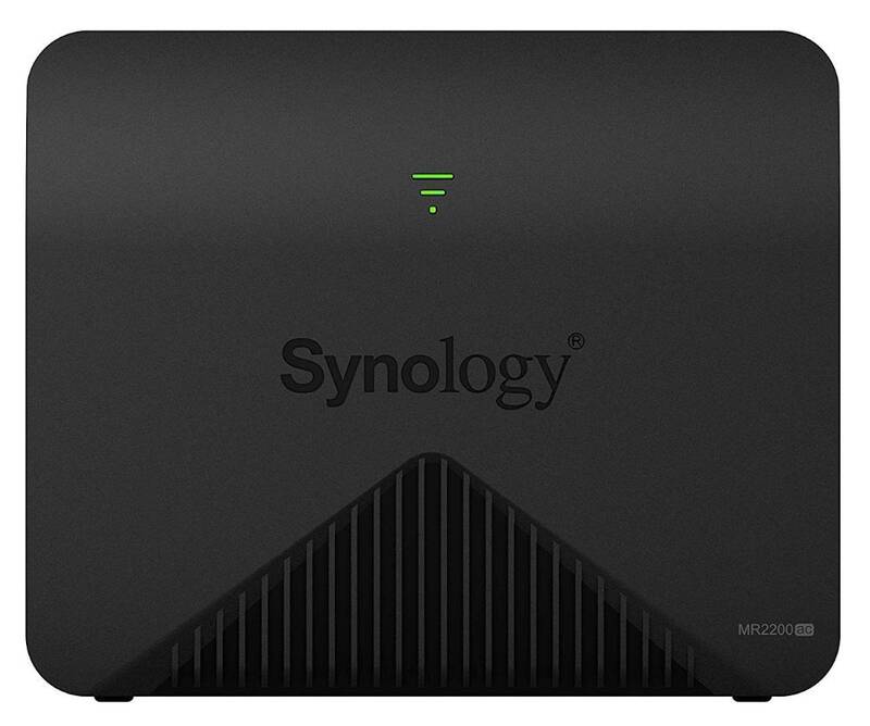 Router Synology Mesh MR2200ac (MR2200ac) / 2,4 GHz / 5 GHz / 2 LAN porty / 2200 MB/s / 1 Gbit / černá / POŠKOZENÝ OBAL