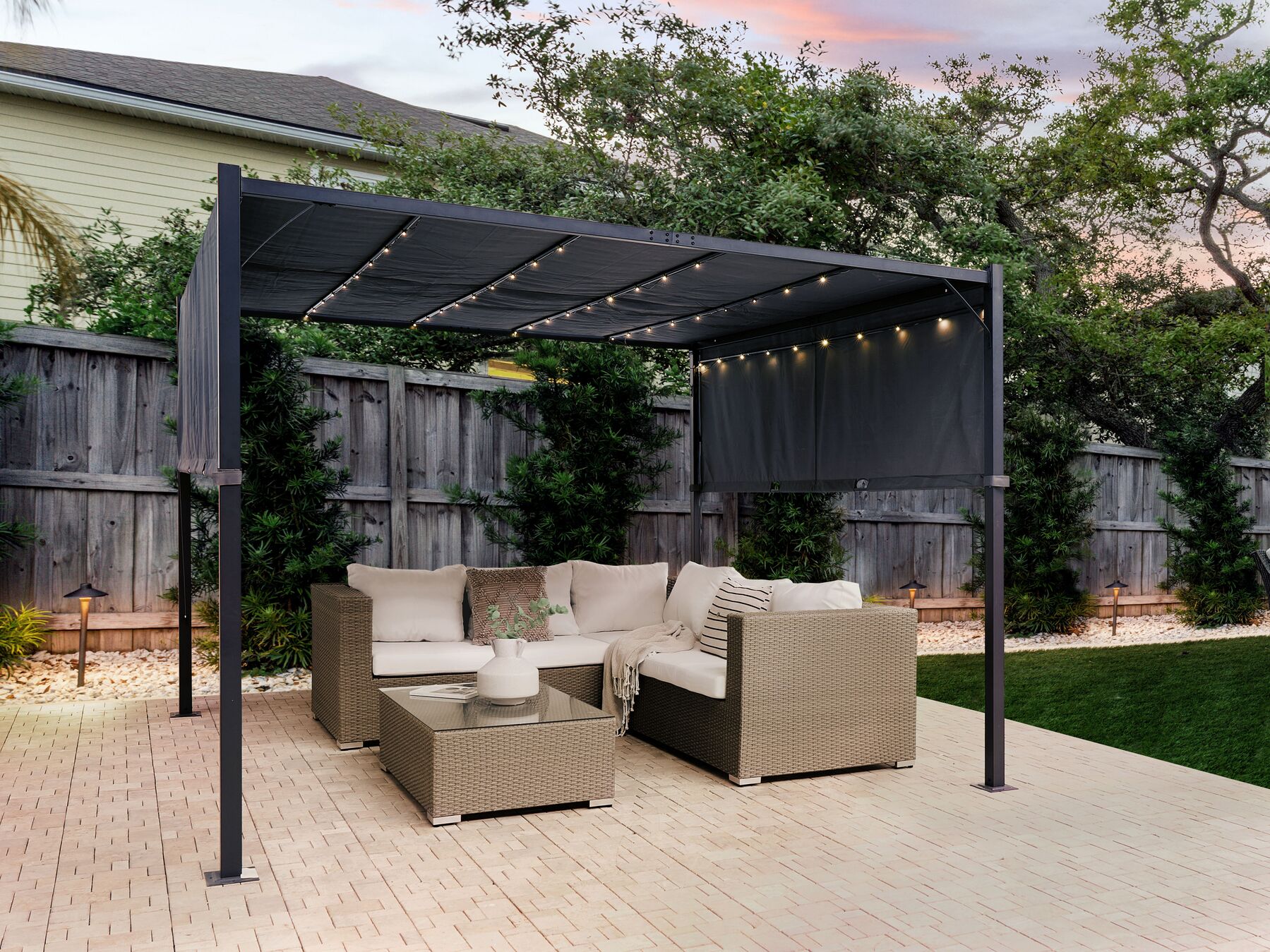 Zahradní pergola s LED solárním osvětlením BestBerg BBGG-50 / 300 x 300 x 215 cm / šedá Varianta: ivi0