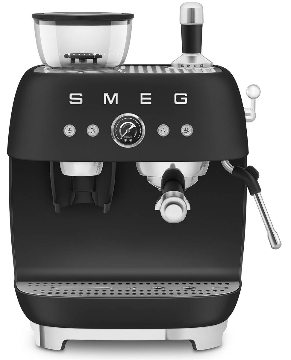 Pákový kávovar Smeg 50's style EGF03BLMEU / 1650 W / 20 bar / 2,4 l / matná černá Varianta: ivi1