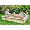 Dětské pískoviště Muddy Buddy Sandbox Highway Hero / s hrací ulicí / 135 x 125 x 20 cm / úložné prostory / cypřišového dřevo / přírodní/šedá (iris-variant-id ivi0)