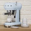 Pákový kávovar Smeg ECF01PBEU v štýle 50. rokov / 1350 W / pastelová modrá