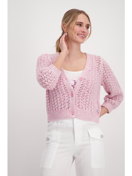 408906 486 Front ModelShooting 1200