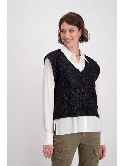 807925 999 Front ModelShooting 1200