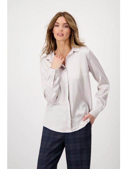 807438 206 Front ModelShooting 1200