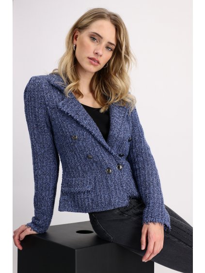 408488 800 Front ModelShooting 1200