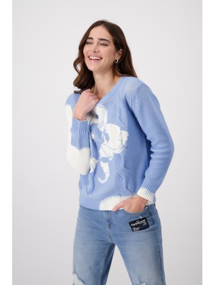 408487 716 Front ModelShooting 1200