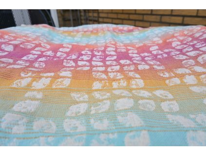 yaro petals ultra bonbon rainbow linen (6)