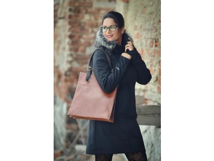 softshellovy nosici kabat cerny postava 768x1152
