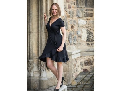 1491 zavinovaci saty s volanem c