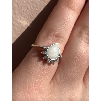 Stříbrný prstýnek LARISSA 8x10MM