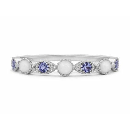 Elegant silver ring with violet stones