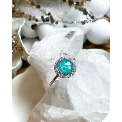 Pietny strieborný prstienok ZIRKON