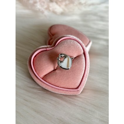 Pietny strieborný prsteň MAMINKA