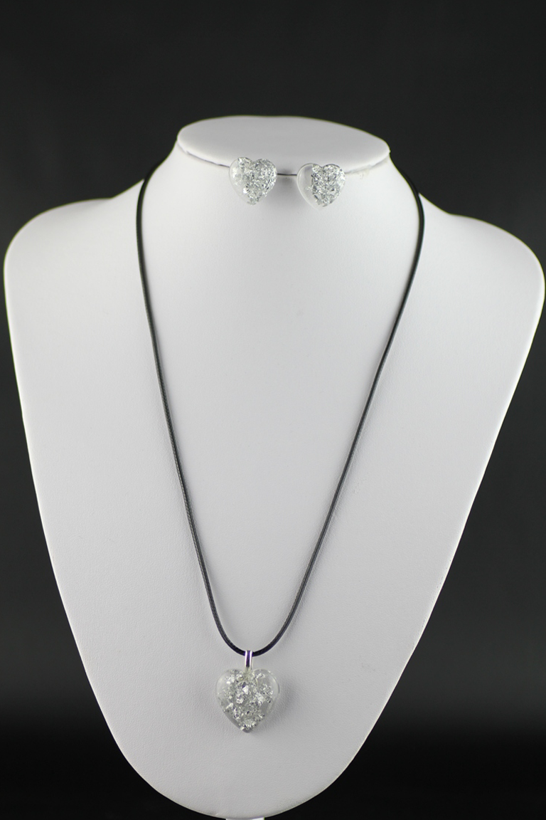 Iskay Set Silver Hearts Délka: 55 cm - Náhrdelník - černá kůže