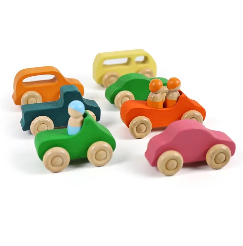 Iskay Montessori Iskay Sada 7 dřevěných barevných autíček