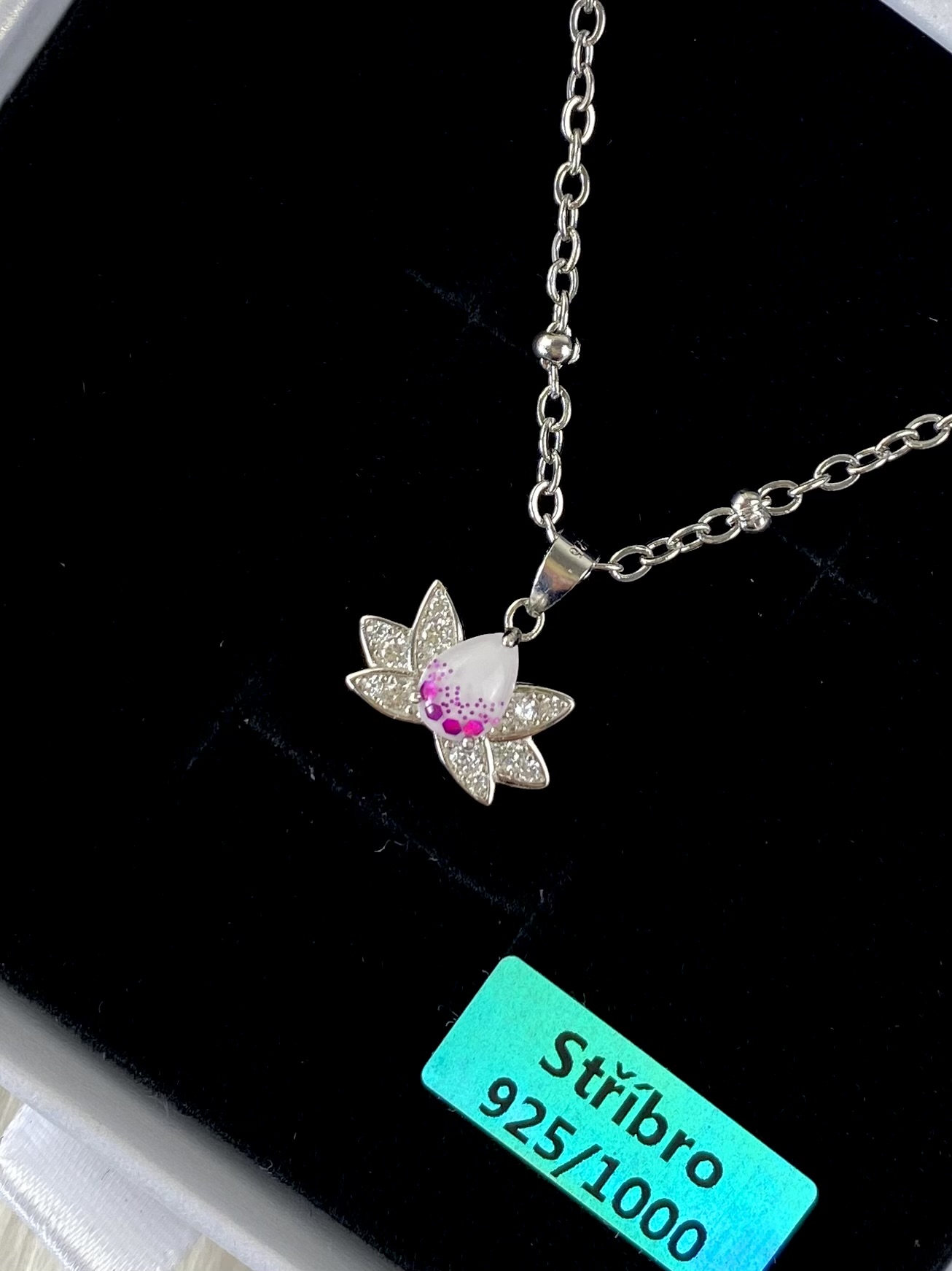 Iskay Stříbrný přívěsek LOTUS Obsah: Bez MM, Povrchová úprava: Stříbro Ag 925/1000