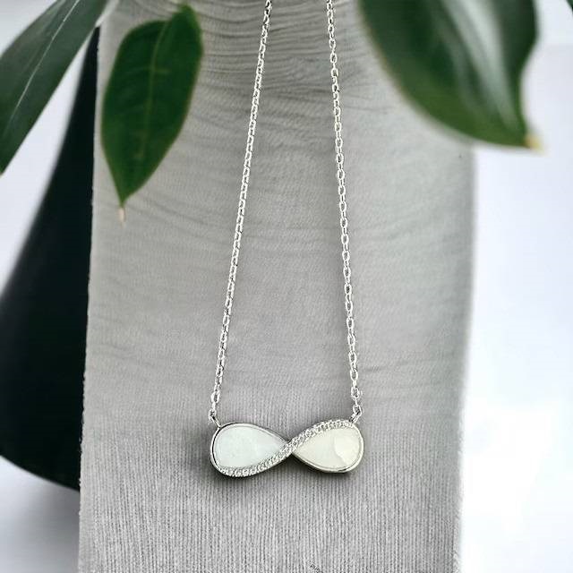 Iskay Pietní stříbrný náhrdelník INFINITY LOVE Obsah: Pouze Popel, Povrchová úprava: Pozlacené stříbro bílým zlatem