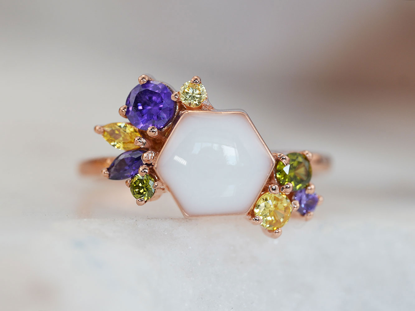 Iskay Pietní stříbrný prstýnek THE HEXAGON Velikost: 4 (EU: 47-48), Obsah: Pouze Popel, Povrchová úprava: Stříbro Ag 925/1000