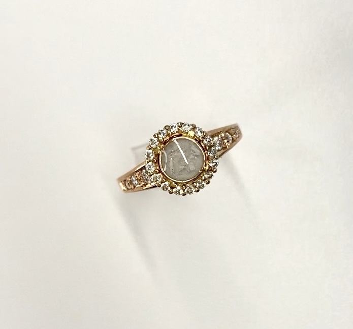 Iskay Pietní zlatý prstýnek KORUNA Velikost: 4 (EU: 47-48), Obsah: Pouze Popel, Povrchová úprava: Bílé zlato