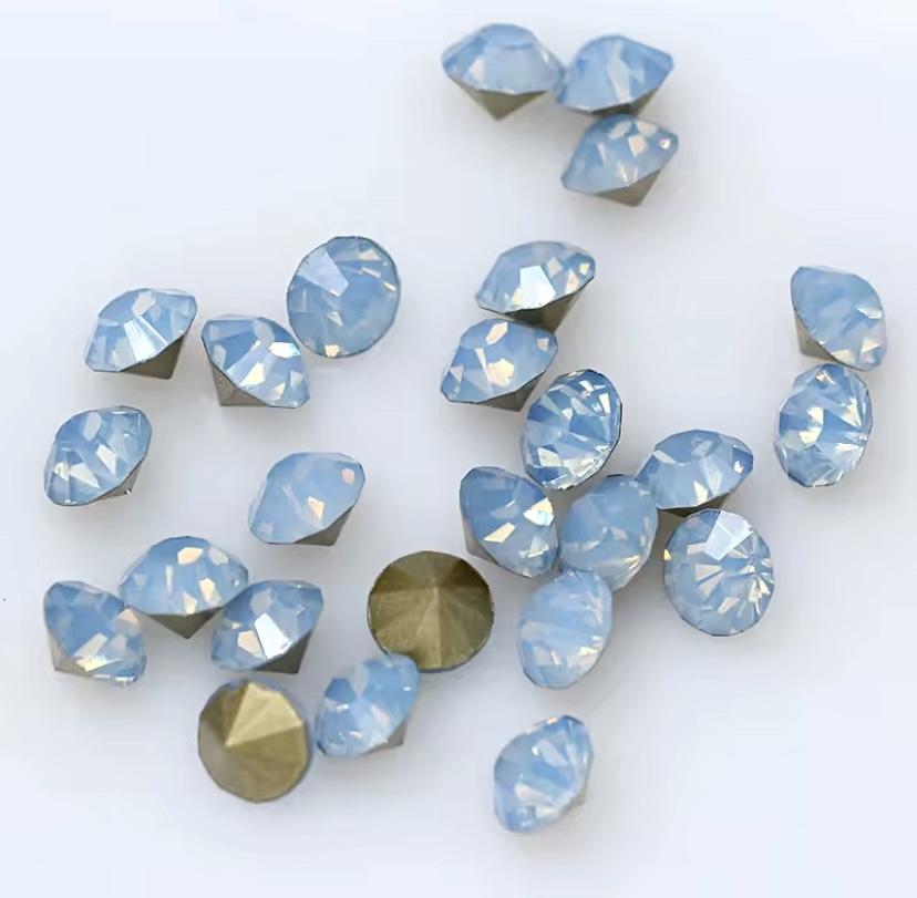 Kubické Zirkony barevné Barevná varianta: It blue opal