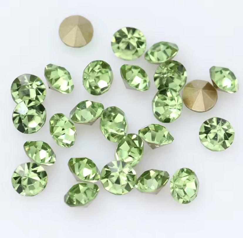 Kubické Zirkony barevné Barevná varianta: It green