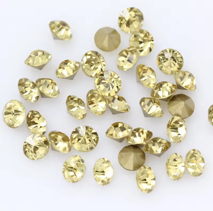 Kubické Zirkony barevné Barevná varianta: Jonquil