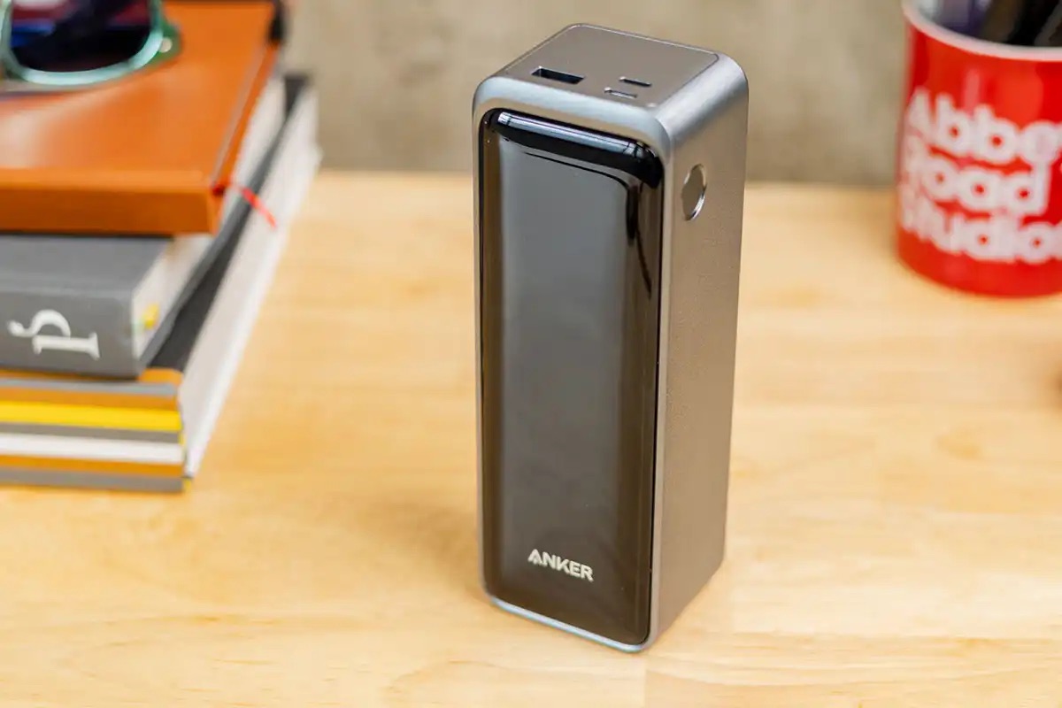 Anker-Prime-27650K-Power-Bank-250W_DT-1