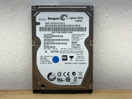Seagate ST1000LM014 2.5" 1 TB SSHD front