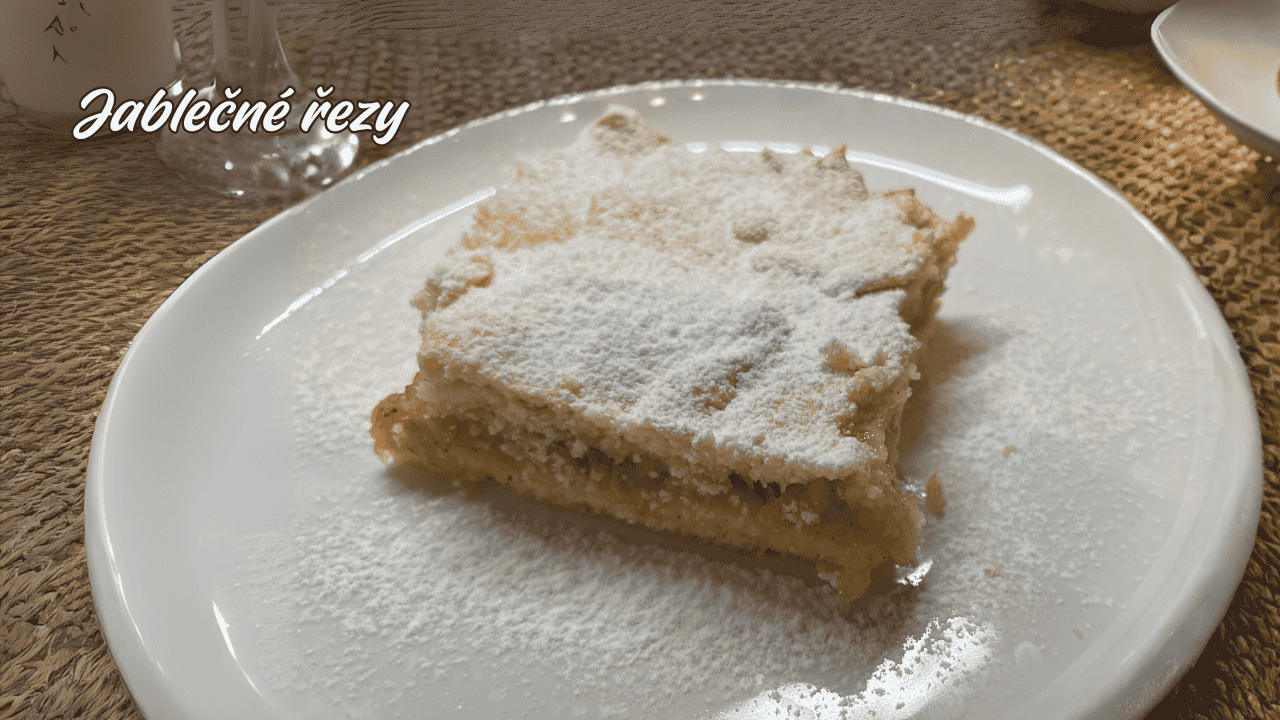 Retro jablečné řezy