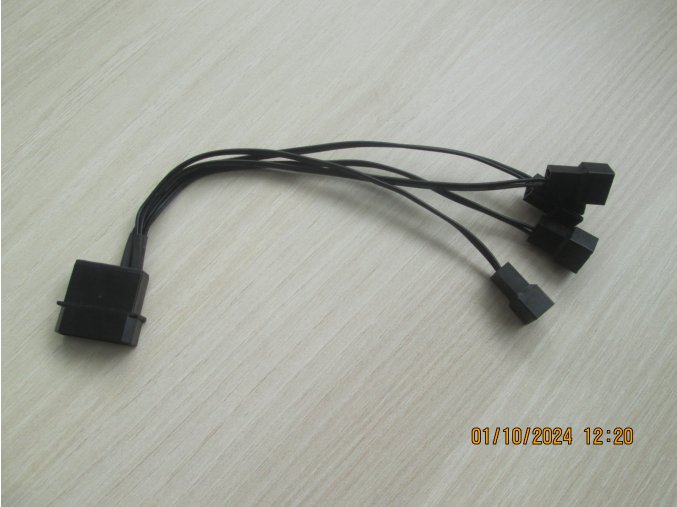 XPG kabel 1x 4pin na 2x3pin 5V nebo 2x 12V