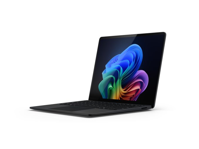 SUR24 COMMR Copilot PC LaptopBloom Black Right 13 s