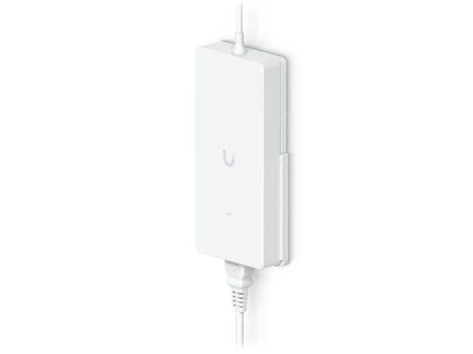 uacc 210W adapter 1 s