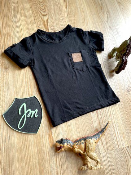 Triko BASIC BLACK POCKET- Chlapeček (krátký rukáv)