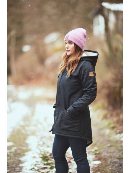 Dámská Softshellová bunda s beránkem BLACK