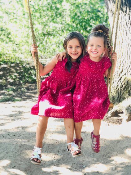 Šaty VALLERY RED MUŠELÍN - Holčička