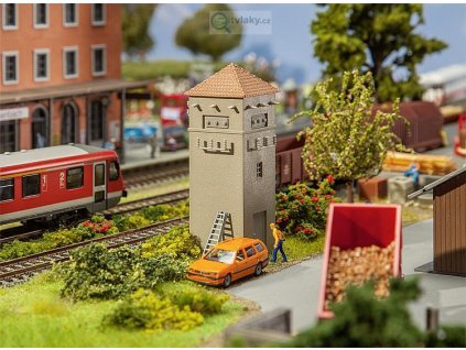 =CONCATENATE(G103," ",L103)