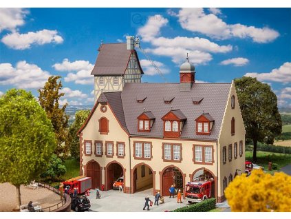 =CONCATENATE(G150," ",L150)