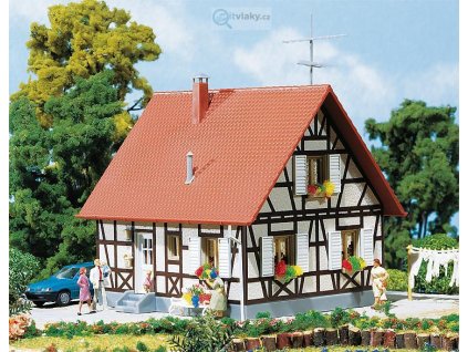 =CONCATENATE(G170," ",L170)