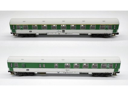341854 vyprodano n set osobnich vozu y 1 tr sluzebni vuz y b 70 cd trix 15695