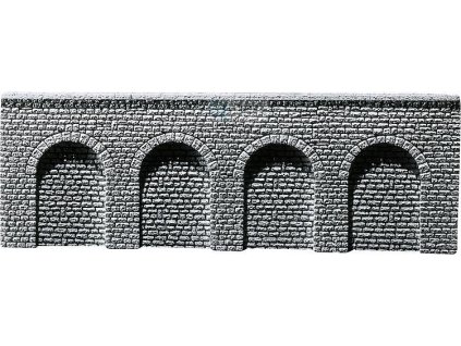 =CONCATENATE(G647," ",L647)