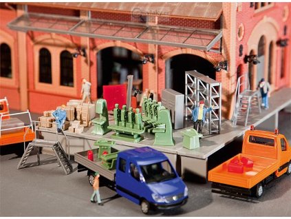 =CONCATENATE(G798," ",L798)