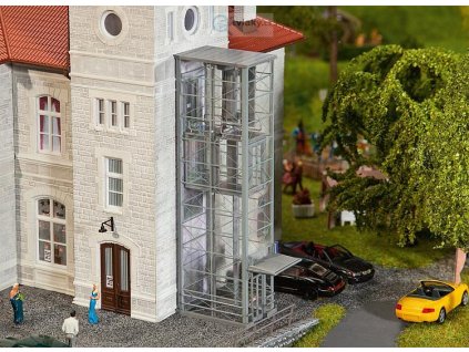 =CONCATENATE(G800," ",L800)