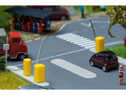 =CONCATENATE(G891," ",L891)