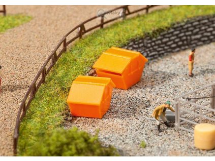 =CONCATENATE(G1225," ",L1225)