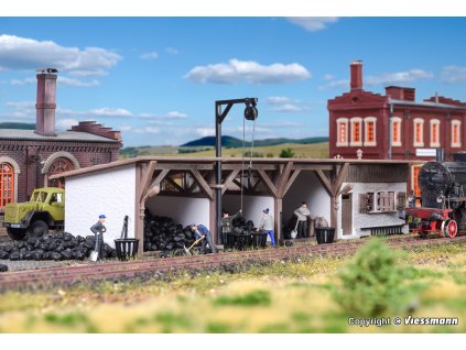 H0 - Nákladní kůlna / Vollmer 45706