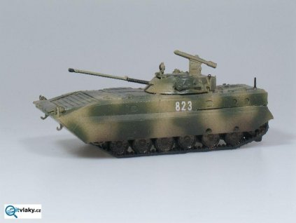 H0 - BMP-2D bojové vozidlo, Afghanská mise, stavebnice / SDV Model 87077