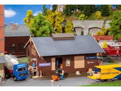 =CONCATENATE(G1343," ",L1343)