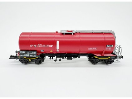 18460 HM