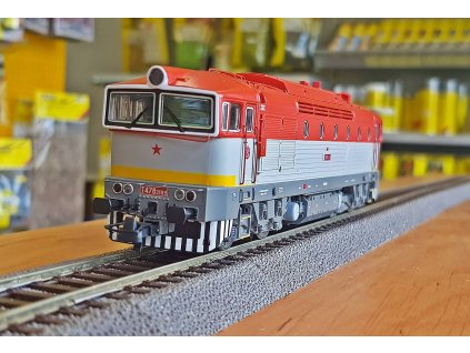H0 - DCC/ZVUK dieselová lokomotiva T 478.3109 ZSSK Brejlovec / Roco 72053