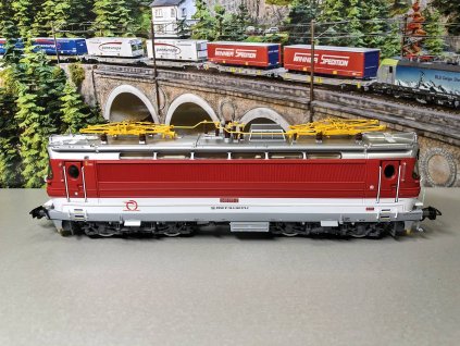 H0 - DCC/ZVUK elektrická lokomotiva 240 (S499) "Laminátka" ŽSR / PIKO 51388